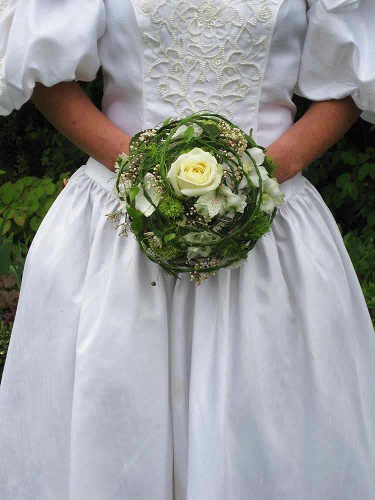 Blumen und schöne Dinge im Laden im Garten – Aufnahme 44